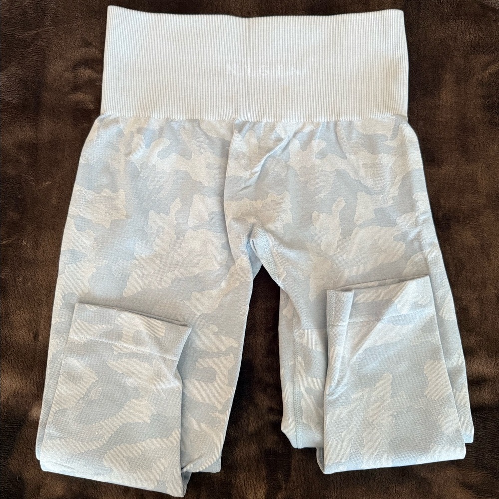 NVGTN Icy Blue Camo Seamless Leggings - Picture 6 of 8